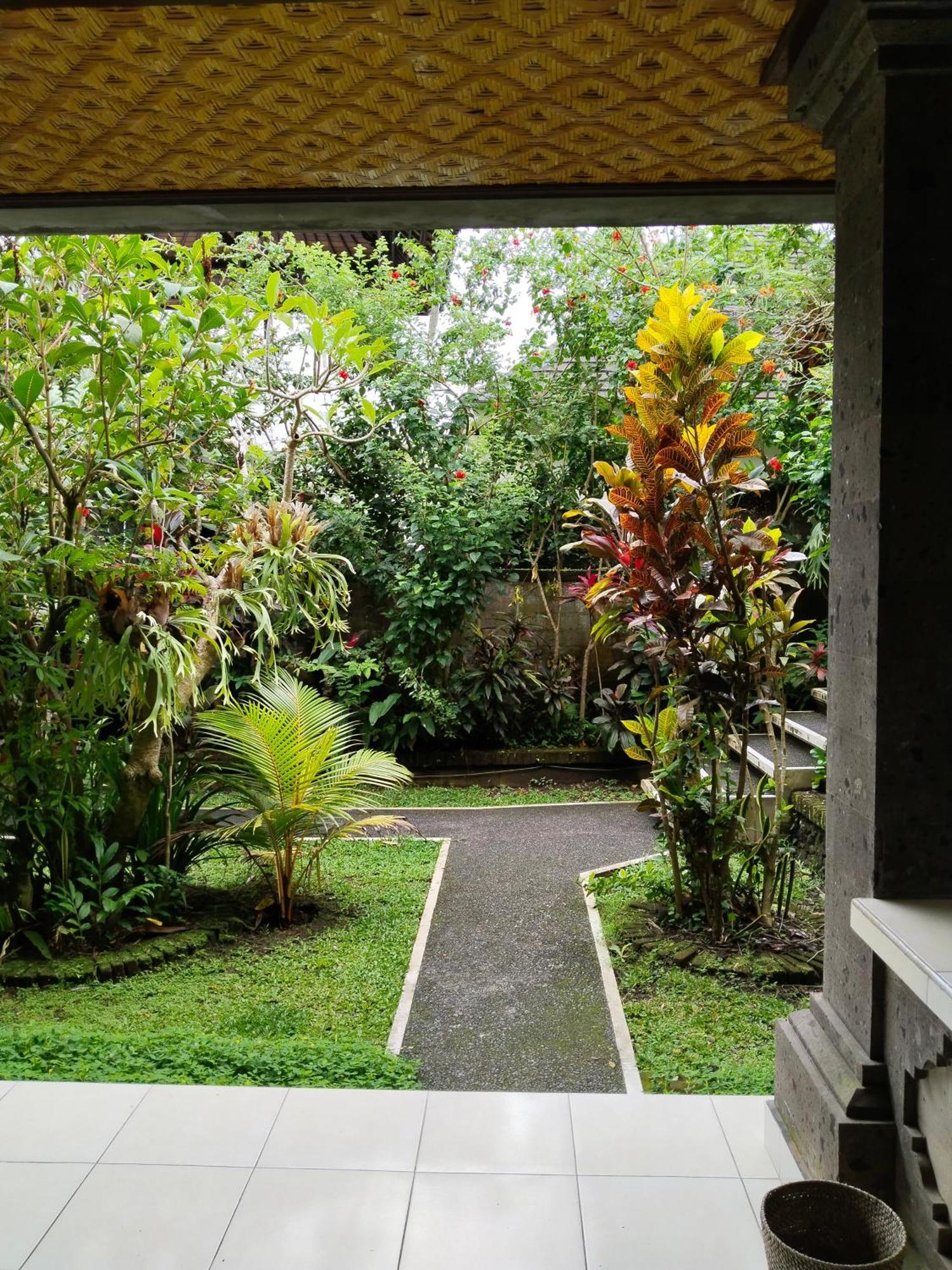 Bismajaya Bungalow Hotel Ubud  Bagian luar foto